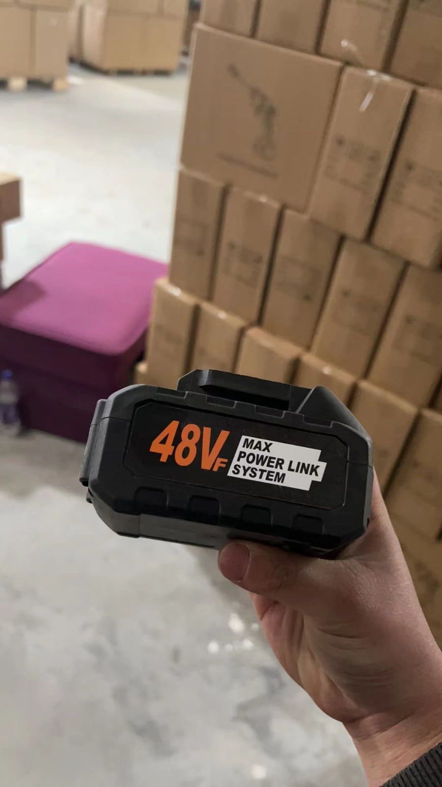 21V RECHARGEABLE LITHIUM BATTERY